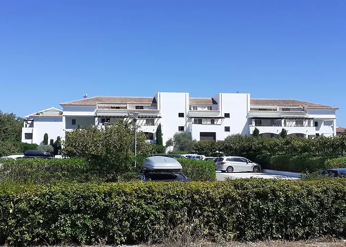 T3 Les Pieds Dans L'eau *